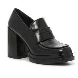 Steve Madden Pingo Loafer (excellent condition)